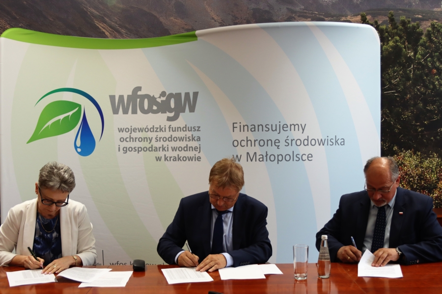 Podpisanie umowy, na mocy której MPEC Tarnów otrzyma środki na budowę nowoczesnej instalacji odsiarczania spalin w Elektrociepłowni Piaskówka